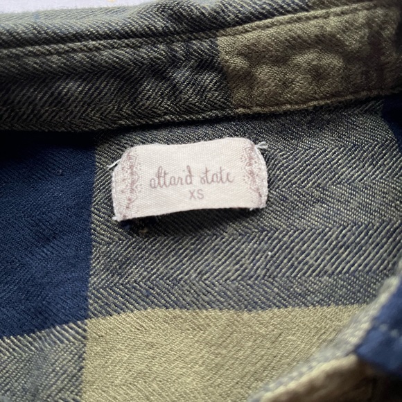 Altar’d State lightweight flannel - Picture 6 of 6